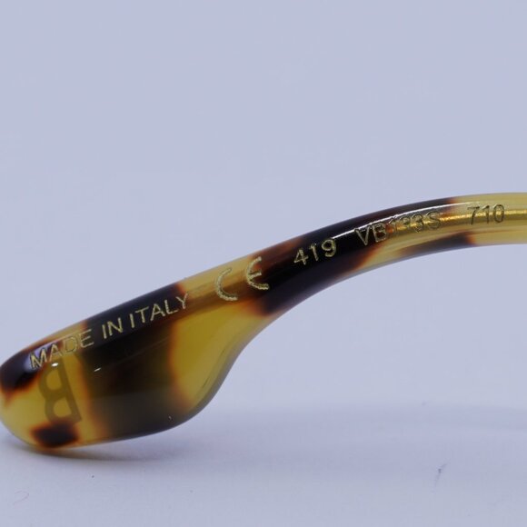 Victoria Beckham VB133S 710 Sunglasses Gold Aviator Frame, Purple Lenses - Picture 8 of 11